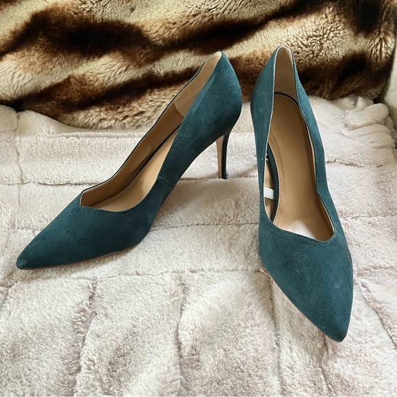 a new day Shoes - A New Day Hunter Green Suede Heels - 12